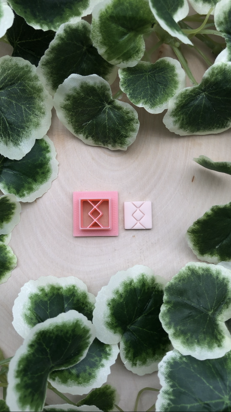 Square Statement Stud