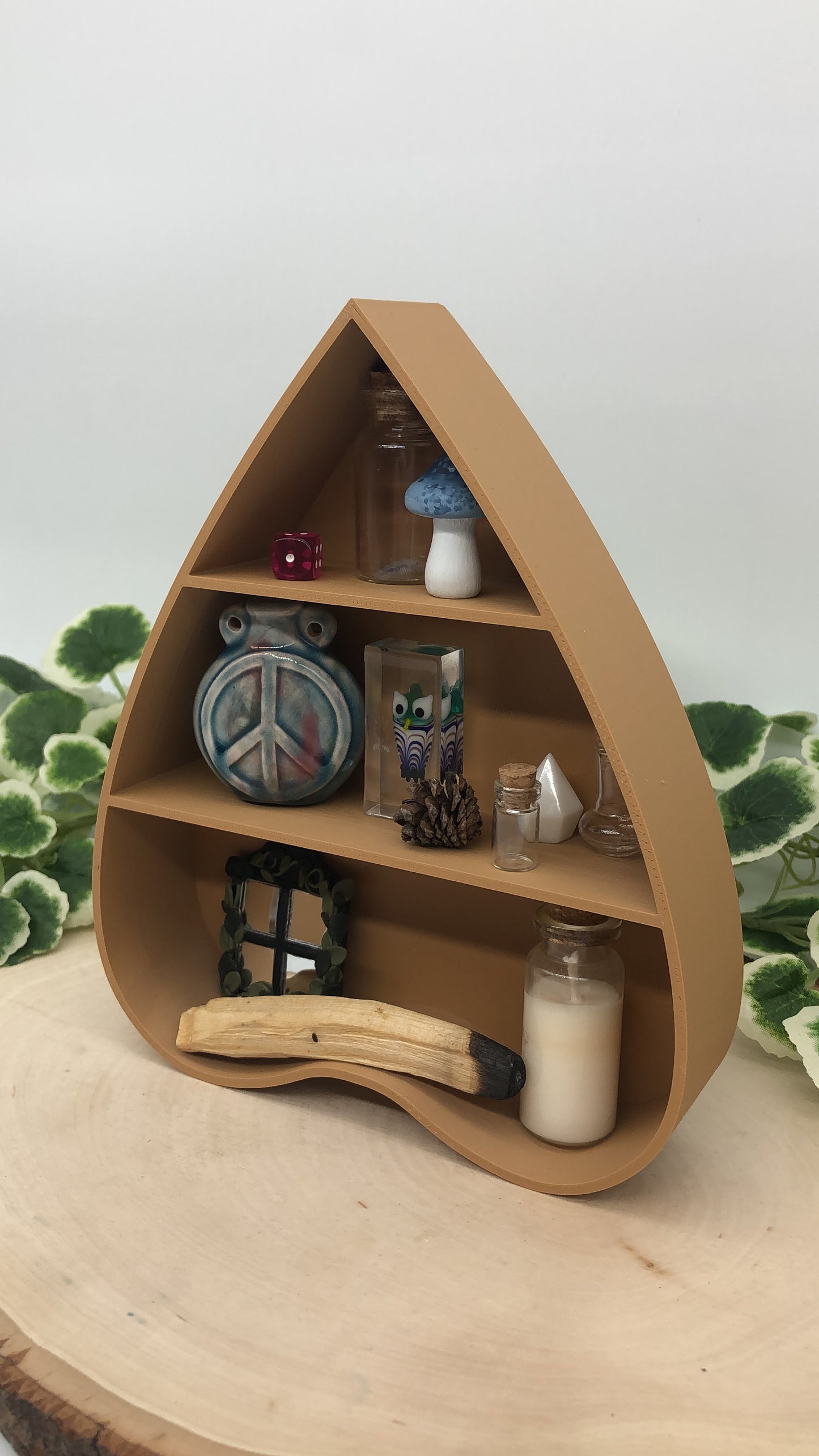 Planchette Trinket Shelf 7"