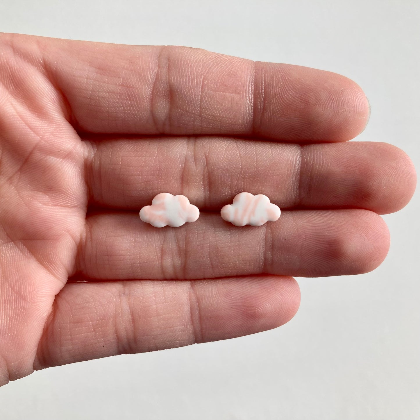 Mini Cloud Stud Earrings Marbled in Pink and White
