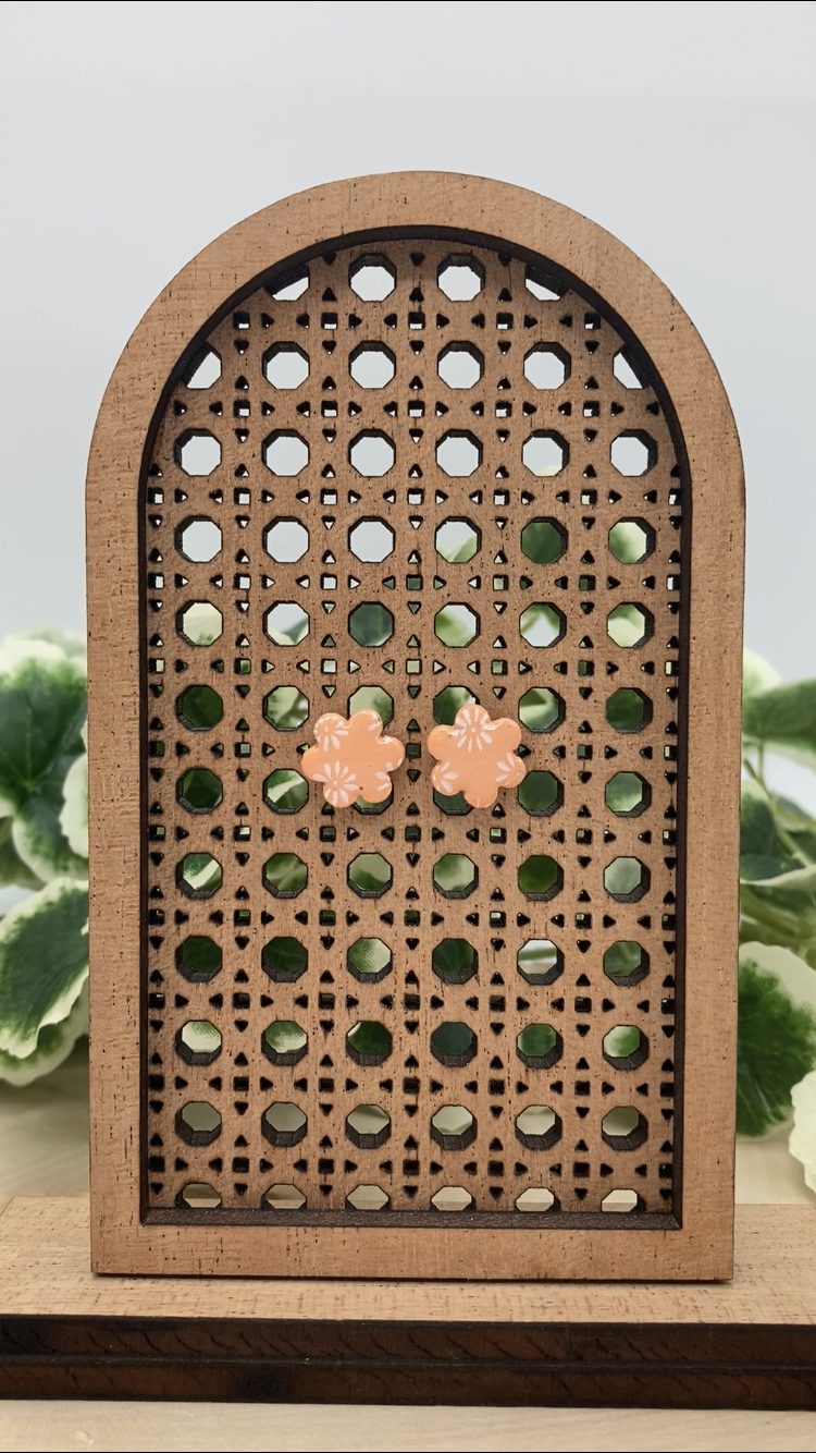 Daisy Flower Studs
