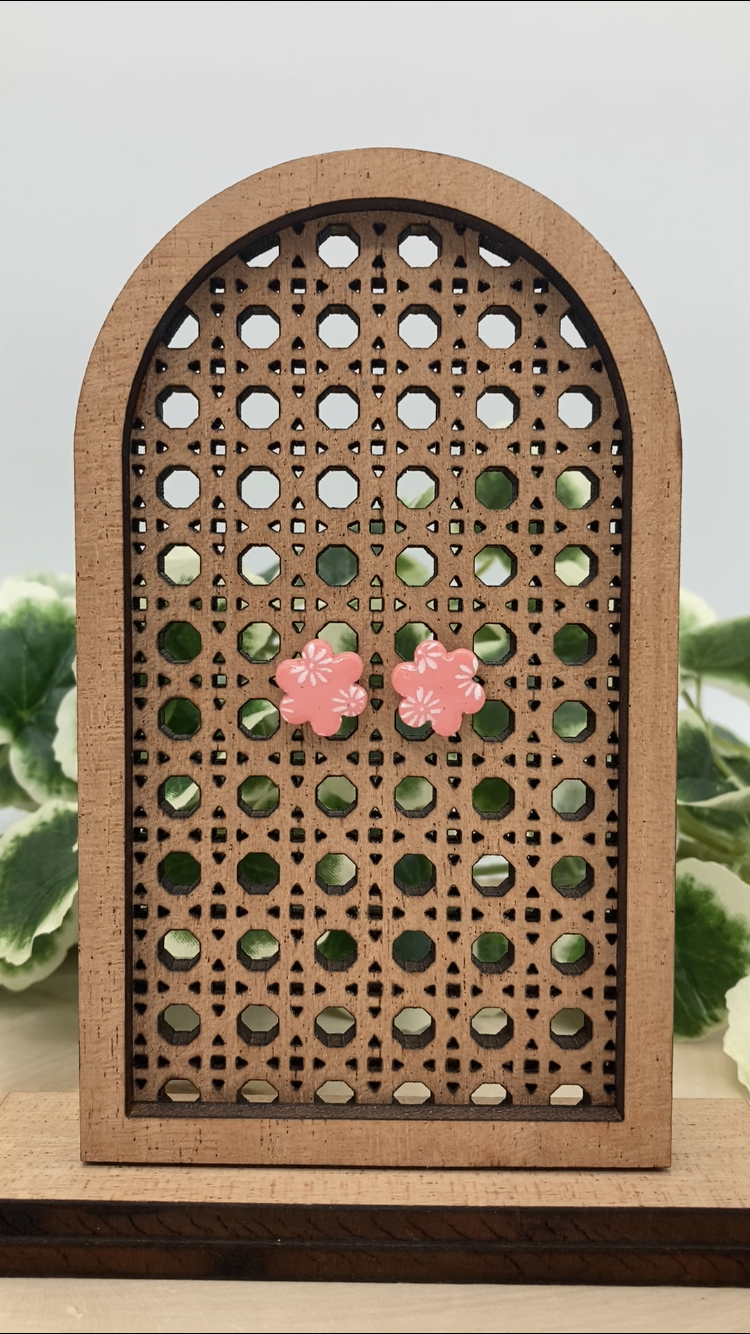 Daisy Flower Studs