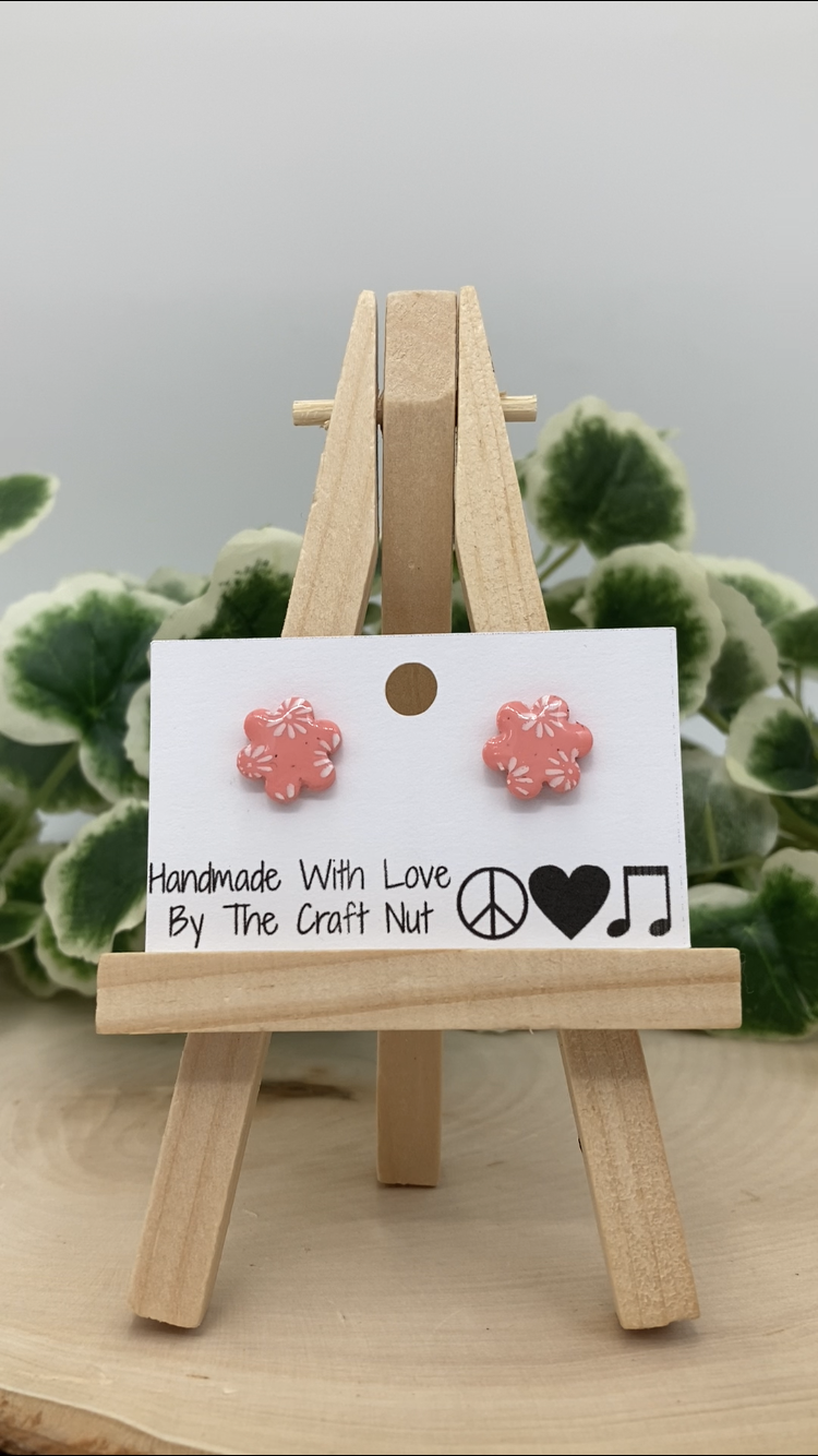 Daisy Flower Studs