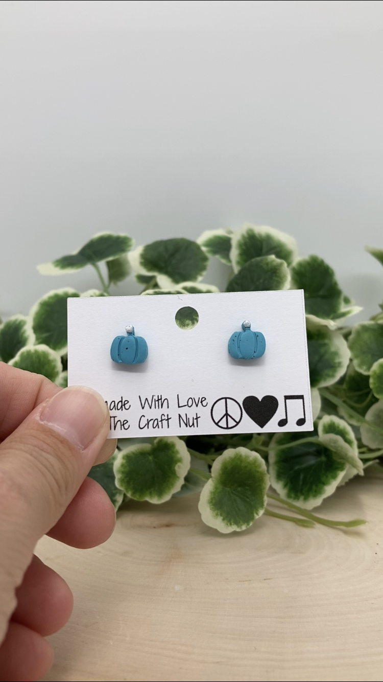 Mini Pumpkin Studs